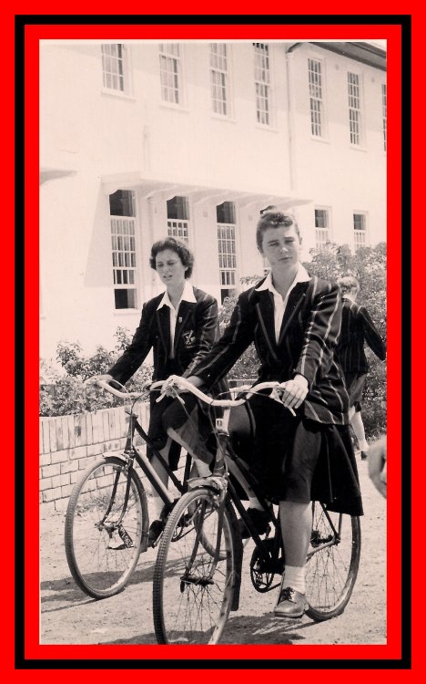 [1960-circa-13- Ek en Anna de Villiers.jpg]